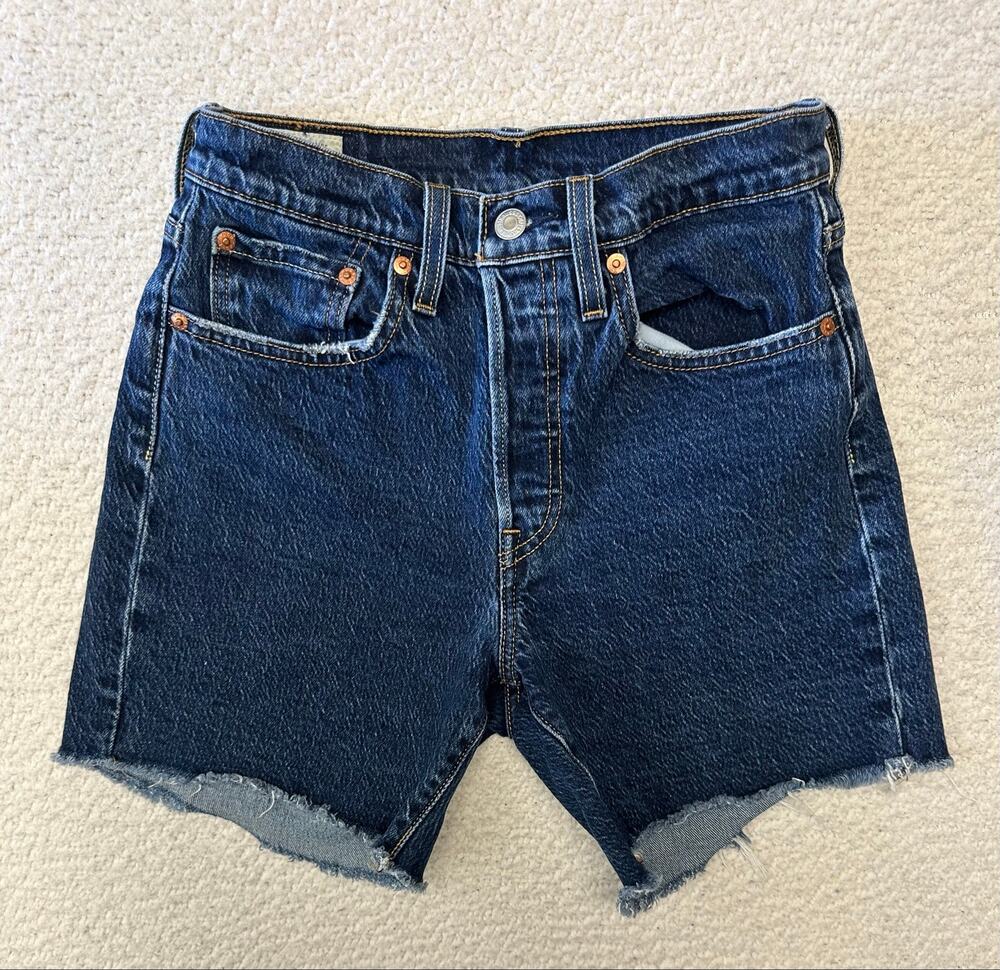 Levis Womens 501 Denim Shorts Size 26